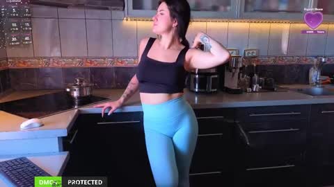 A R Y A  T I A online show from October 2025 09:44:01 AM