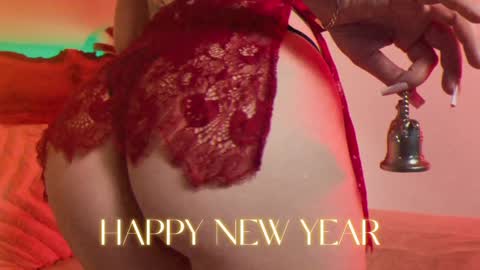 Snapshot of alice_bess chatting on December 2024 01:10:02 PM Alice.....Welcome to my room Lets get to know each other better and have an unforgettable time online show from December 2024 01:10:02 PM