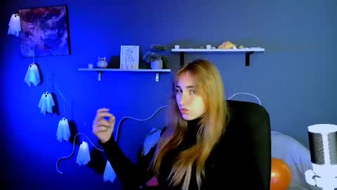 alice_cold online show from October 2025 09:35:02 AM