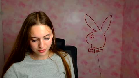 Snapshot of alice_dreamofu chatting on July 2026 10:21:02 AM Alice online show from July 2026 10:21:02 AM