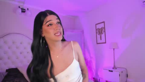 Alice Graay  online show from January 2025 09:50:02 AM