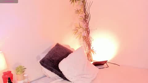 Snapshot of alice_levine chatting on September 2025 10:46:02 PM Alice online show from September 2025 10:46:02 PM