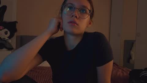 Snapshot of alice_miiiller chatting on September 2025 05:07:01 AM Alice online show from September 2025 05:07:01 AM