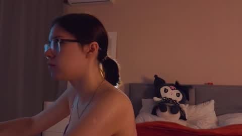 Snapshot of alice_miiiller chatting on September 2025 02:35:02 AM Alice online show from September 2025 02:35:02 AM