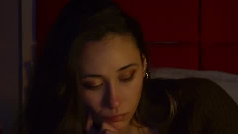 Snapshot of alice_munro chatting on January 2025 04:10:02 AM AliceMunro online show from January 2025 04:10:02 AM