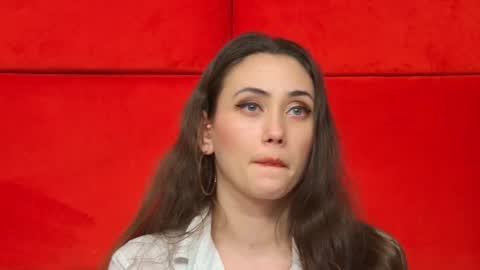 Snapshot of alice_munro chatting on January 2025 10:33:01 PM AliceMunro online show from January 2025 10:33:01 PM