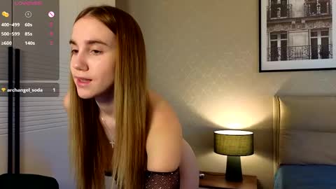 Snapshot of alice_rays_ chatting on May 2026 03:34:01 AM Alice online show from May 2026 03:34:01 AM