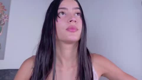 alice_rous21 online show from September 2025 02:18:01 PM