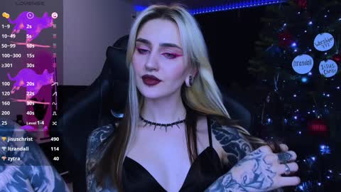 Alice online show from December 2024 09:39:01 PM