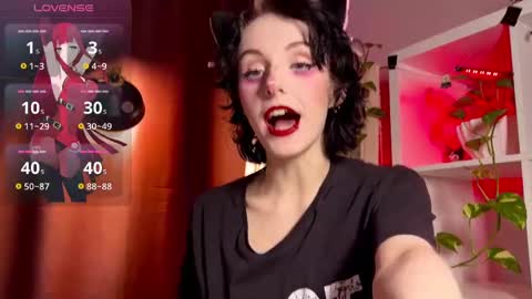 Snapshot of alice_succubus chatting on March 2025 09:59:02 PM alice_succubus online show from March 2025 09:59:02 PM