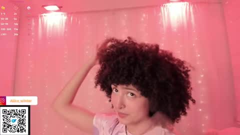 Alice  online show from September 2025 07:17:02 PM