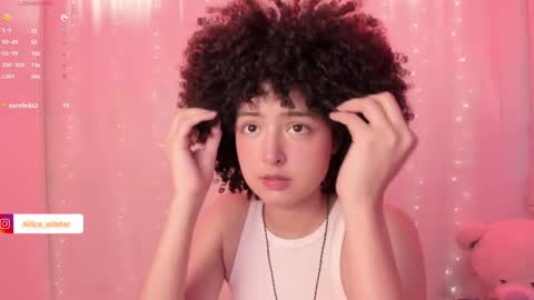 Alice  online show from October 2025 06:17:02 PM