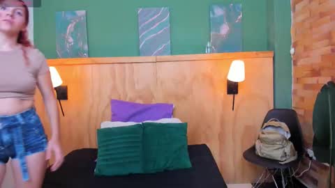 Alice and Asia online show from January 2026 07:04:01 PM