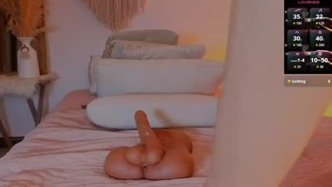 Alice Benette  online show from July 2026 11:07:02 PM