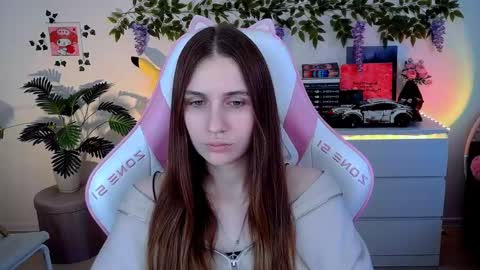 alicecharmy online show from May 2026 03:42:02 PM