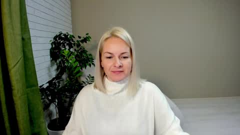 Alicee online show from December 2024 10:28:02 AM