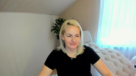 Alicee online show from December 2024 08:18:01 AM