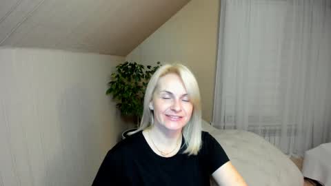Alicee online show from January 2025 08:16:02 PM
