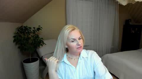 Alicee online show from January 2025 04:46:02 PM