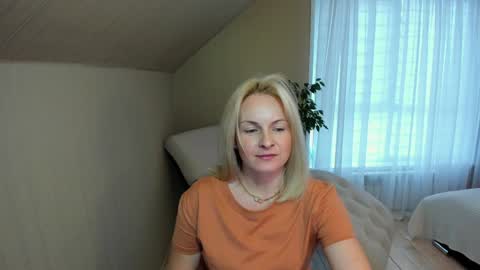 Alicee online show from January 2025 11:04:02 AM