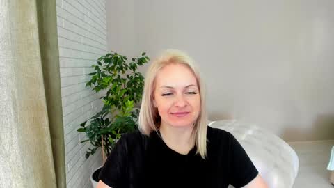 Alicee online show from February 2025 08:42:01 AM