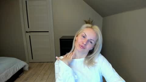Alicee online show from February 2025 05:46:02 PM