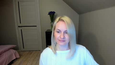 Alicee online show from March 2025 07:49:02 PM