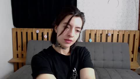 alicee_logan_ online show from December 2024 02:09:02 AM