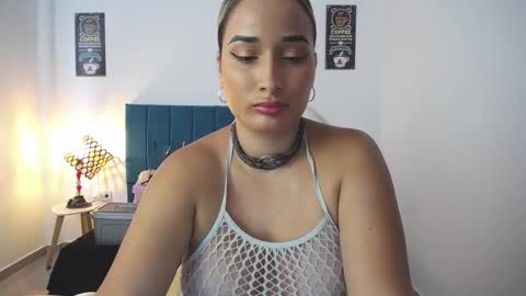 Alicia    1000 PM - 600 AM COLOMBIAN TIME online show from October 2025 09:24:01 PM