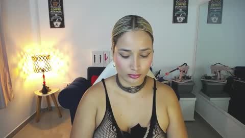 Alicia    1000 PM - 600 AM COLOMBIAN TIME online show from April 2026 11:21:02 PM