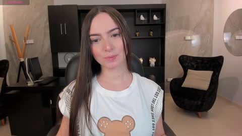 Snapshot of aliceharperx chatting on January 2025 03:05:02 AM Alice online show from January 2025 03:05:02 AM