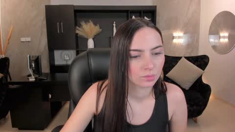 Snapshot of aliceharperx chatting on January 2025 03:18:02 AM Alice online show from January 2025 03:18:02 AM
