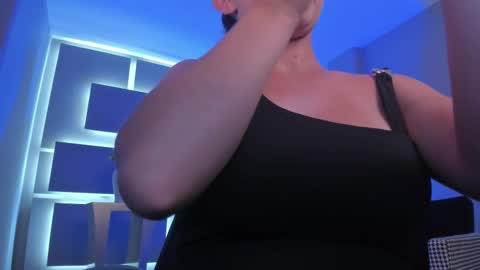 Snapshot of aliceharperx chatting on October 2025 07:11:02 PM Alice online show from October 2025 07:11:02 PM