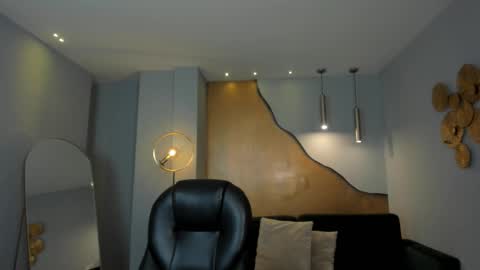 Snapshot of aliceharperx chatting on October 2025 07:14:02 PM Alice online show from October 2025 07:14:02 PM