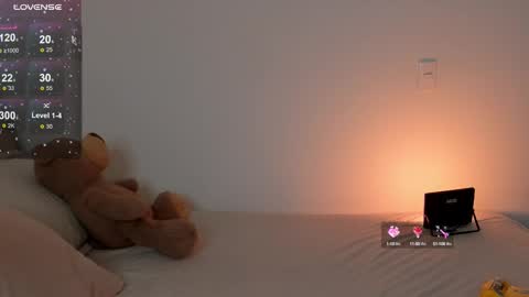 vanessa online show from September 2025 01:19:02 AM