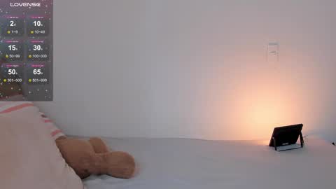 vanessa online show from November 2025 04:18:02 PM