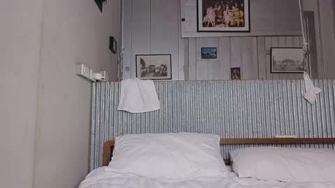 Alice  vacation  online show from April 2026 05:43:01 PM