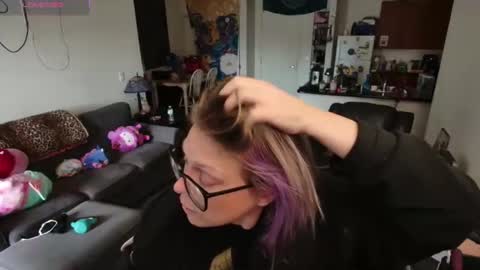 Alice Liddell online show from March 2026 10:03:01 PM