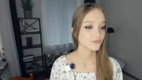 Serena online show from November 2025 07:39:01 AM