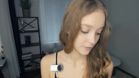 Serena online show from November 2025 07:42:02 AM