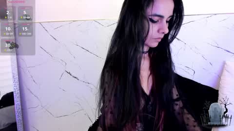 Snapshot of alicenoir_ chatting on December 2024 04:07:02 PM alicenoir_ online show from December 2024 04:07:02 PM