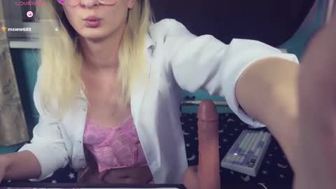 AlicePinkhead online show from February 2025 03:49:02 PM