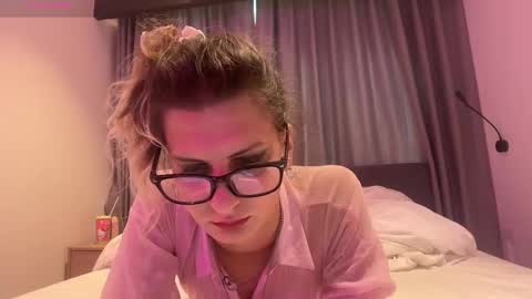 AlicePinkhead online show from January 2026 08:19:01 AM