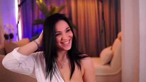 Snapshot of aliceravenx chatting on January 2025 08:39:02 AM Alice online show from January 2025 08:39:02 AM