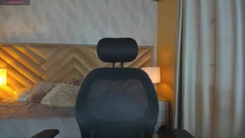 Alice online show from November 2025 09:04:01 PM