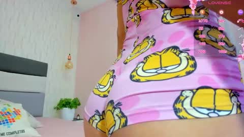 Snapshot of alicestark2 chatting on March 2025 02:08:02 PM online show from March 2025 02:08:02 PM