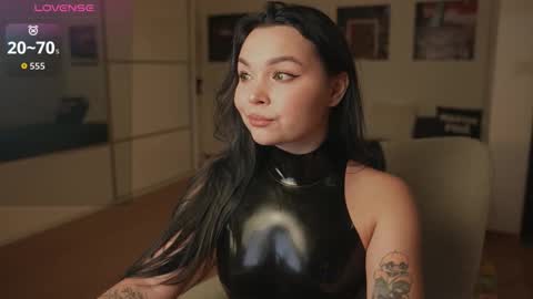 Alice online show from November 2025 12:21:01 AM