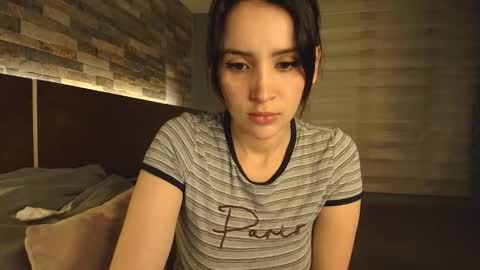 Snapshot of alicewillow chatting on October 2025 11:18:02 PM Alice online show from October 2025 11:18:02 PM