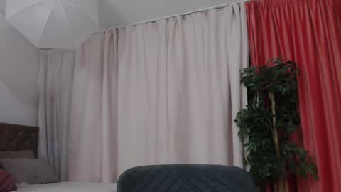 alicewiss online show from March 2026 05:44:02 AM