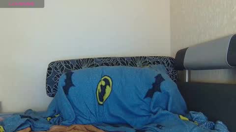 AliceWoolfy online show from December 2025 10:03:01 PM